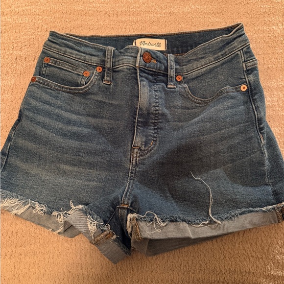 Madewell Classic Blue Jean Shorts - Picture 1 of 2